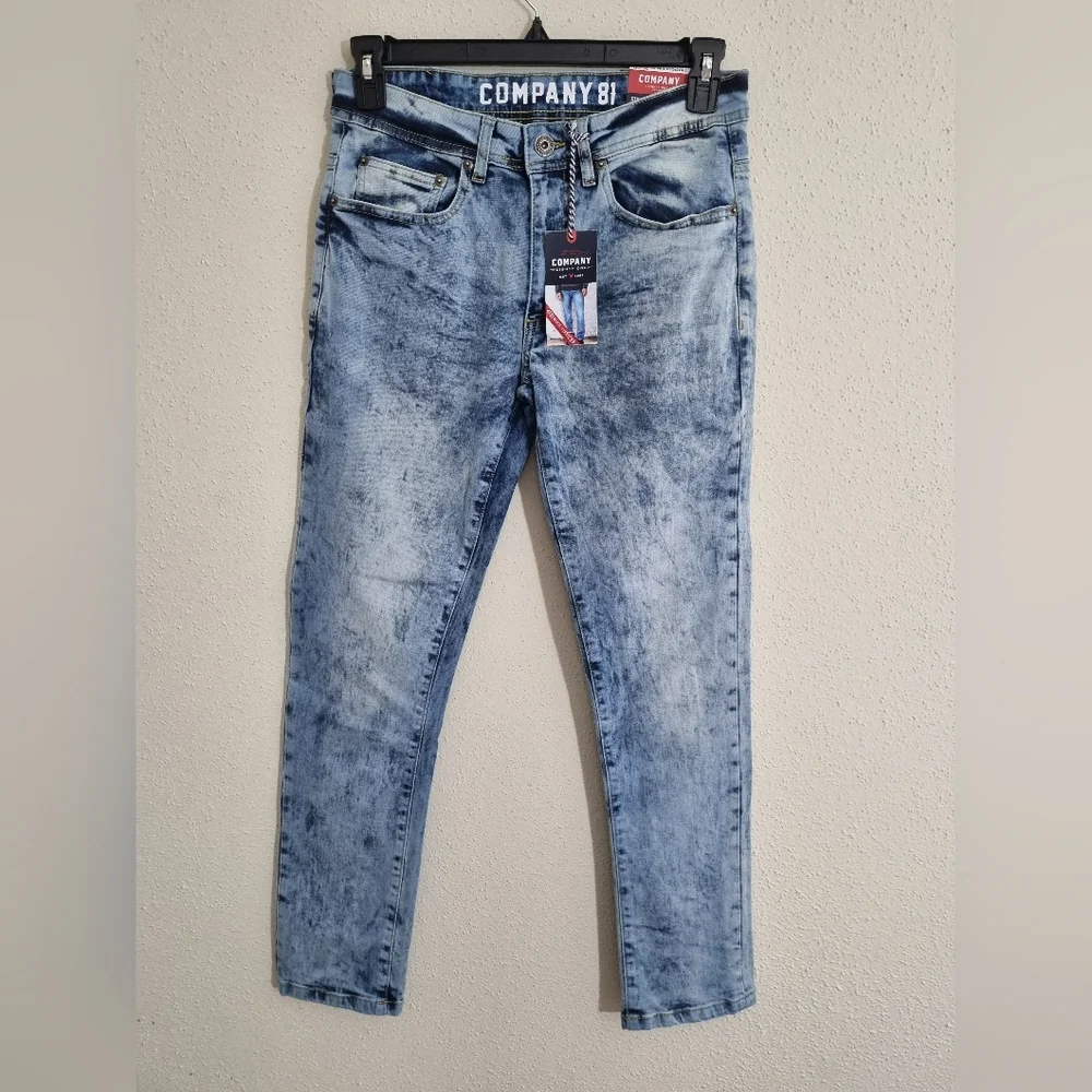 Blue Polo Shirt and Acid Wash Jeans - Picture 6 of 10